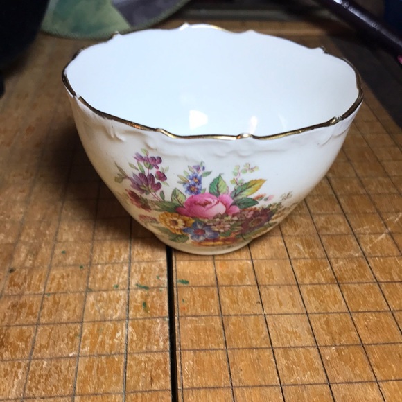 Coalport “Fragrance” Sugar Bowl EVC 9504 Bone China Made in England 3.5”Dx2.25”H - Picture 3 of 9
